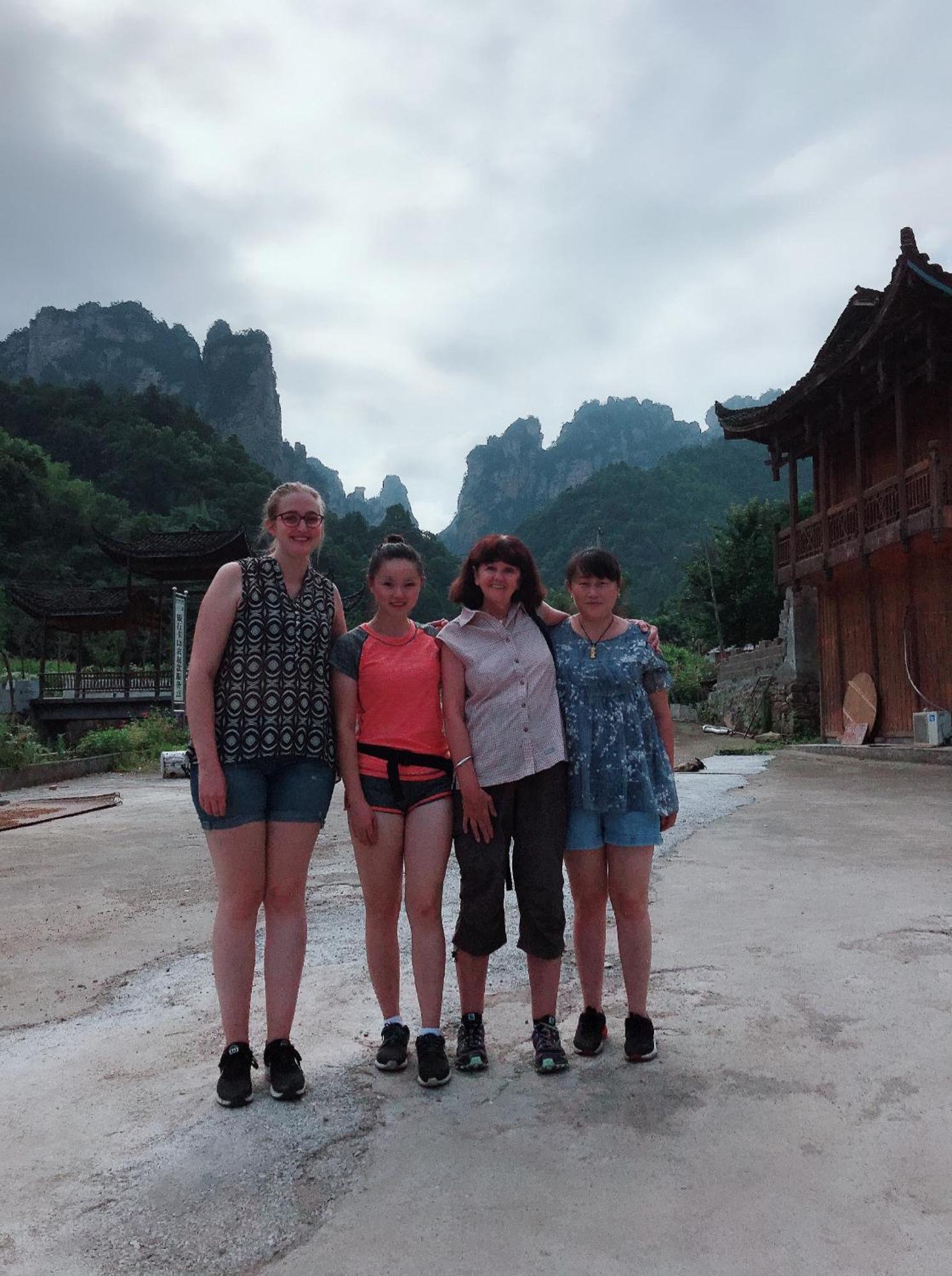 Tongfu Inn Čang-ťia-ťie Exteriér fotografie