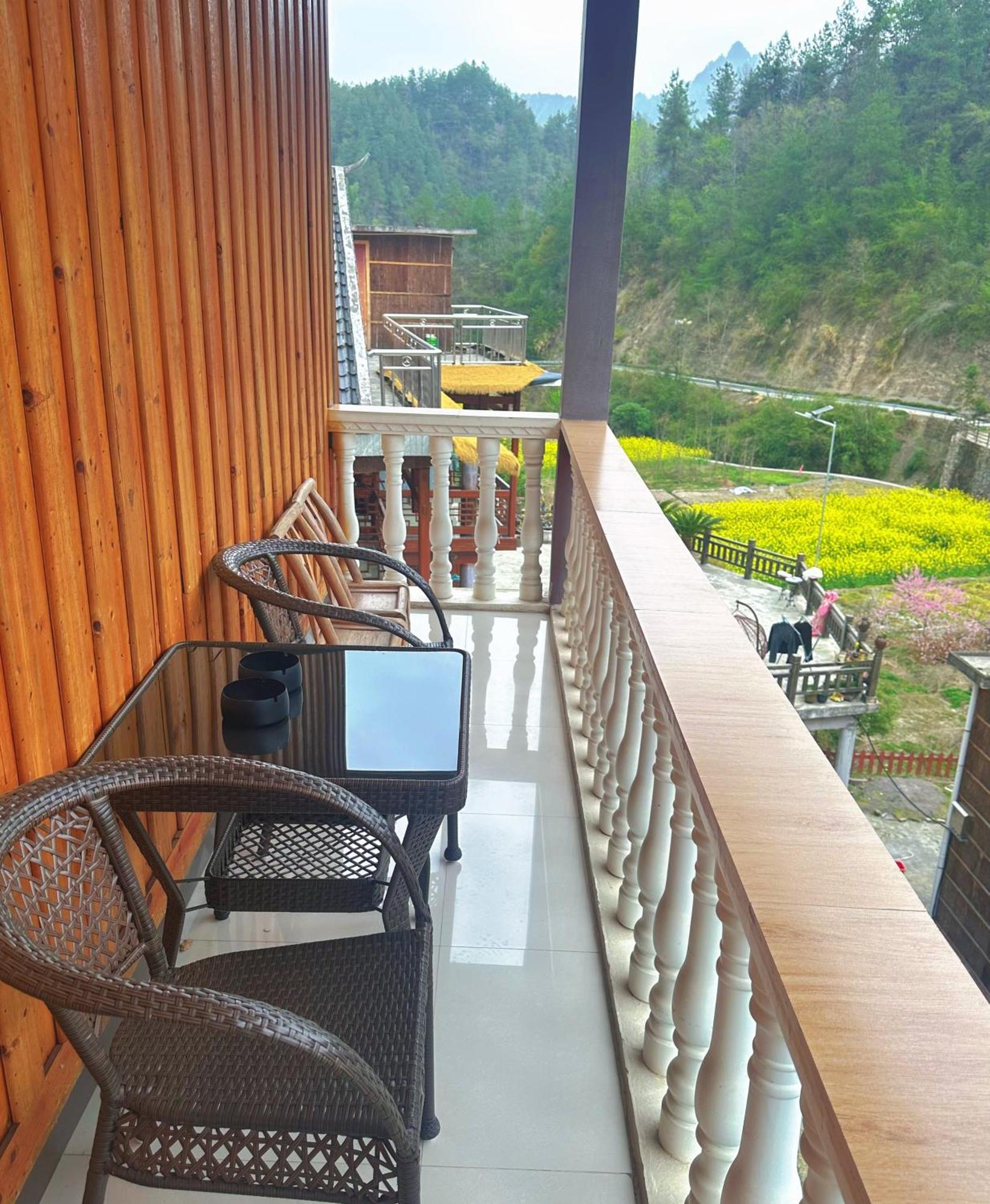 Tongfu Inn Čang-ťia-ťie Exteriér fotografie